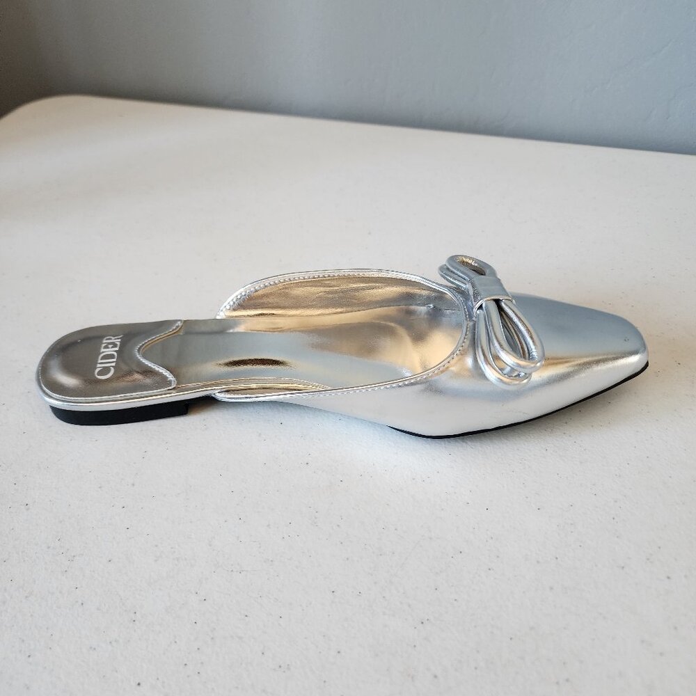 Silver Mules "NEW" - Picture 12 of 16